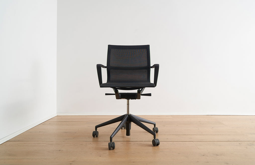 Physix Chair ZZ Driggs
