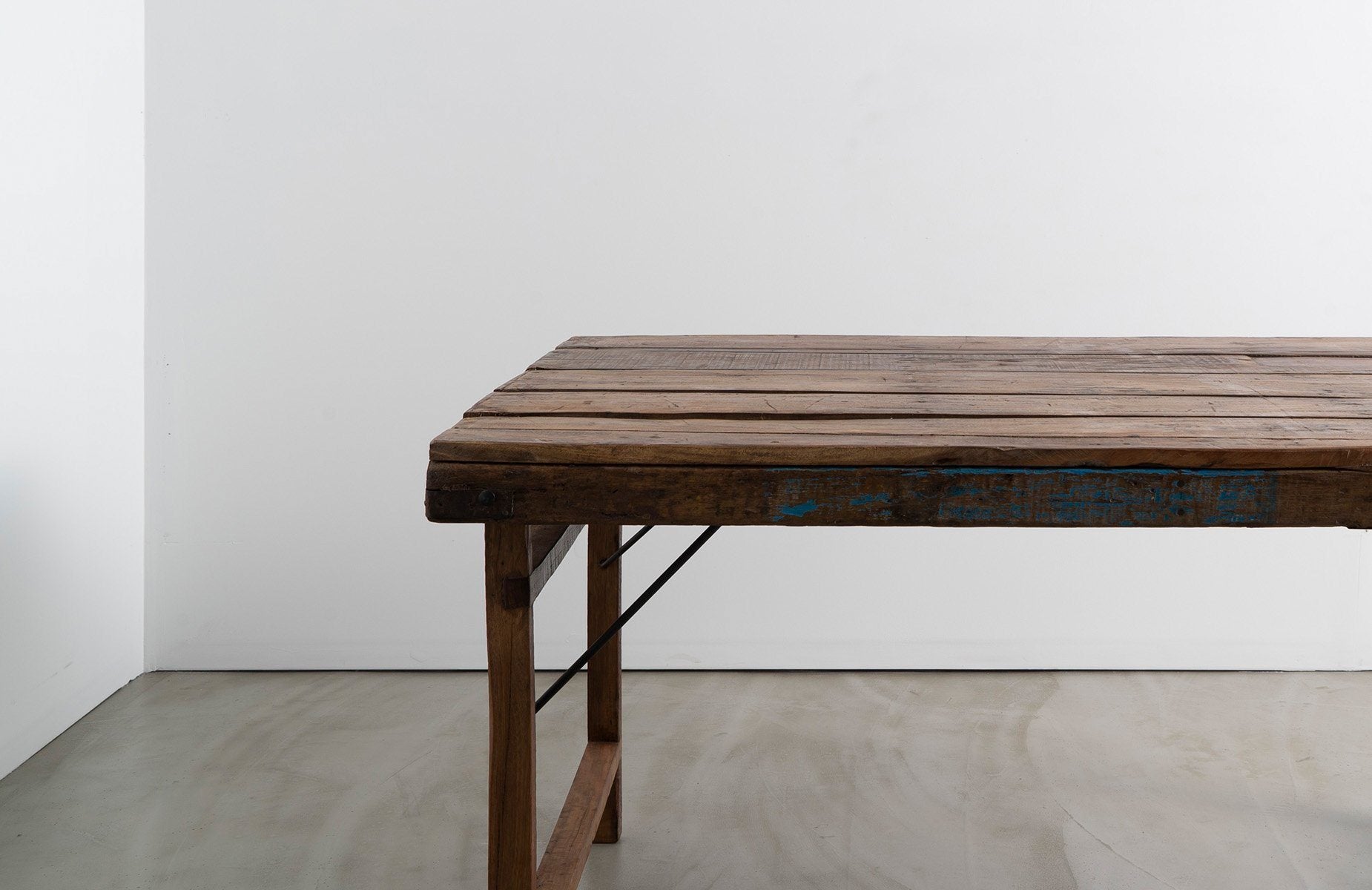 Antique indian wedding table | Honestweddingadvice.com