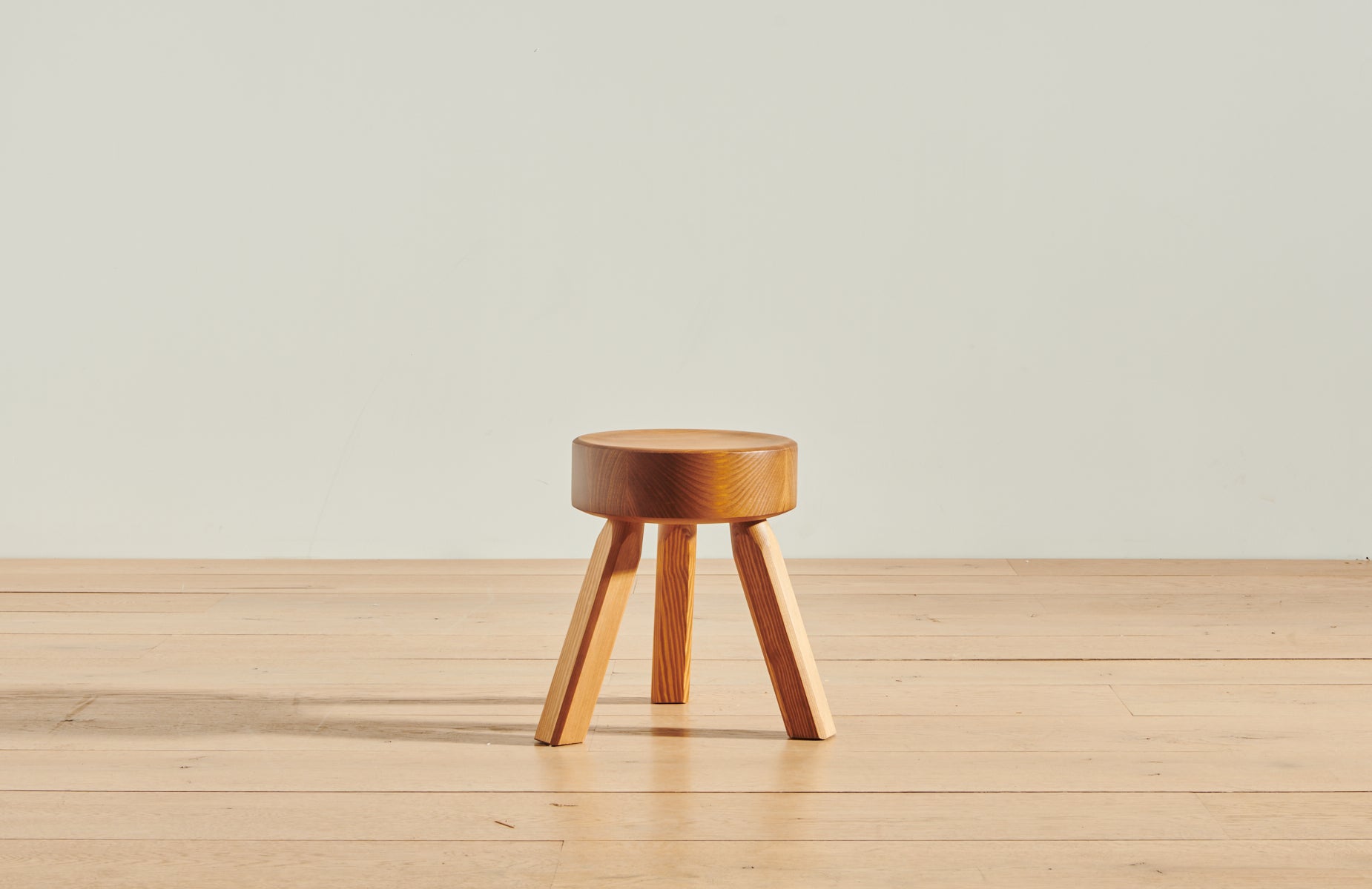 FRAMA（フラマ）エーエムエル スツール FRAMA（フラマ）エーエムエル スツール｜5%point | THE CONRAN