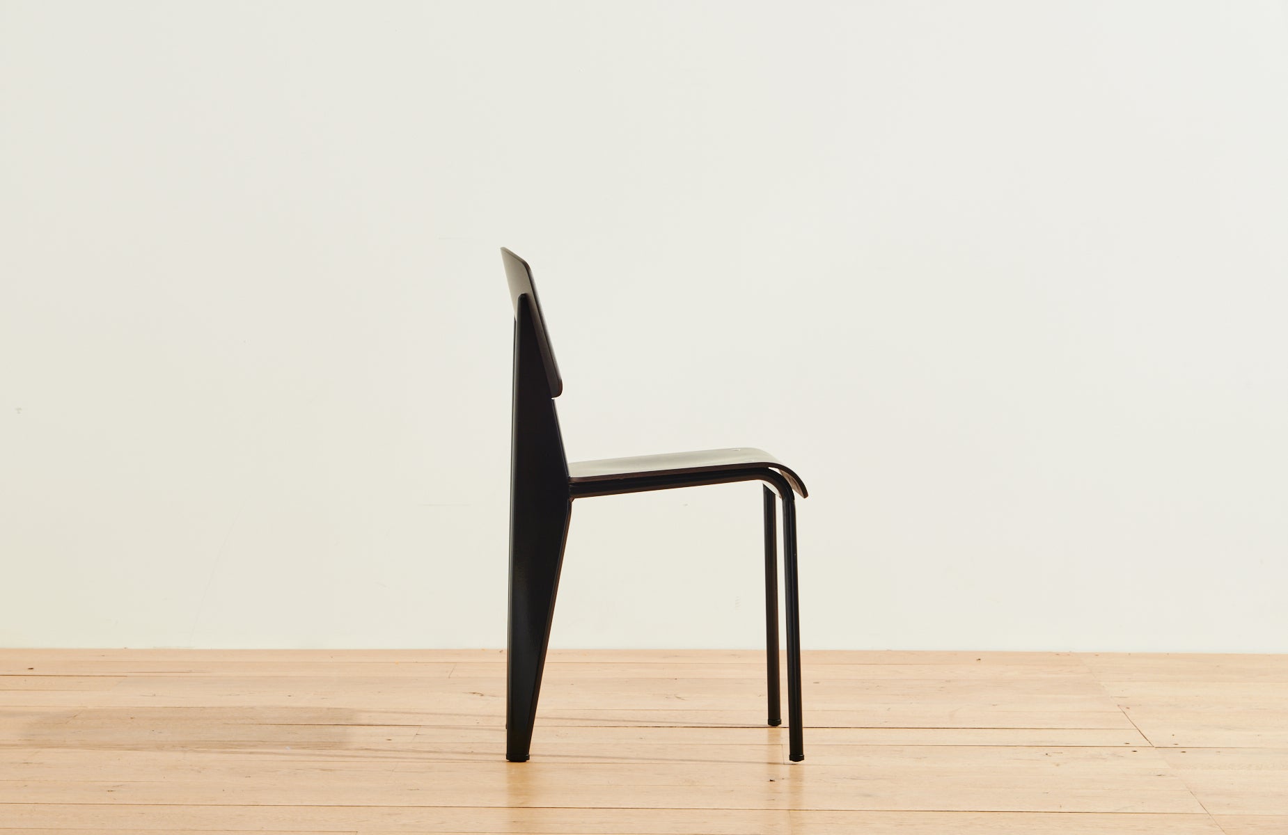 Authentic Standard Chair by Jean Prouvé for Vitra – ZZ Driggs