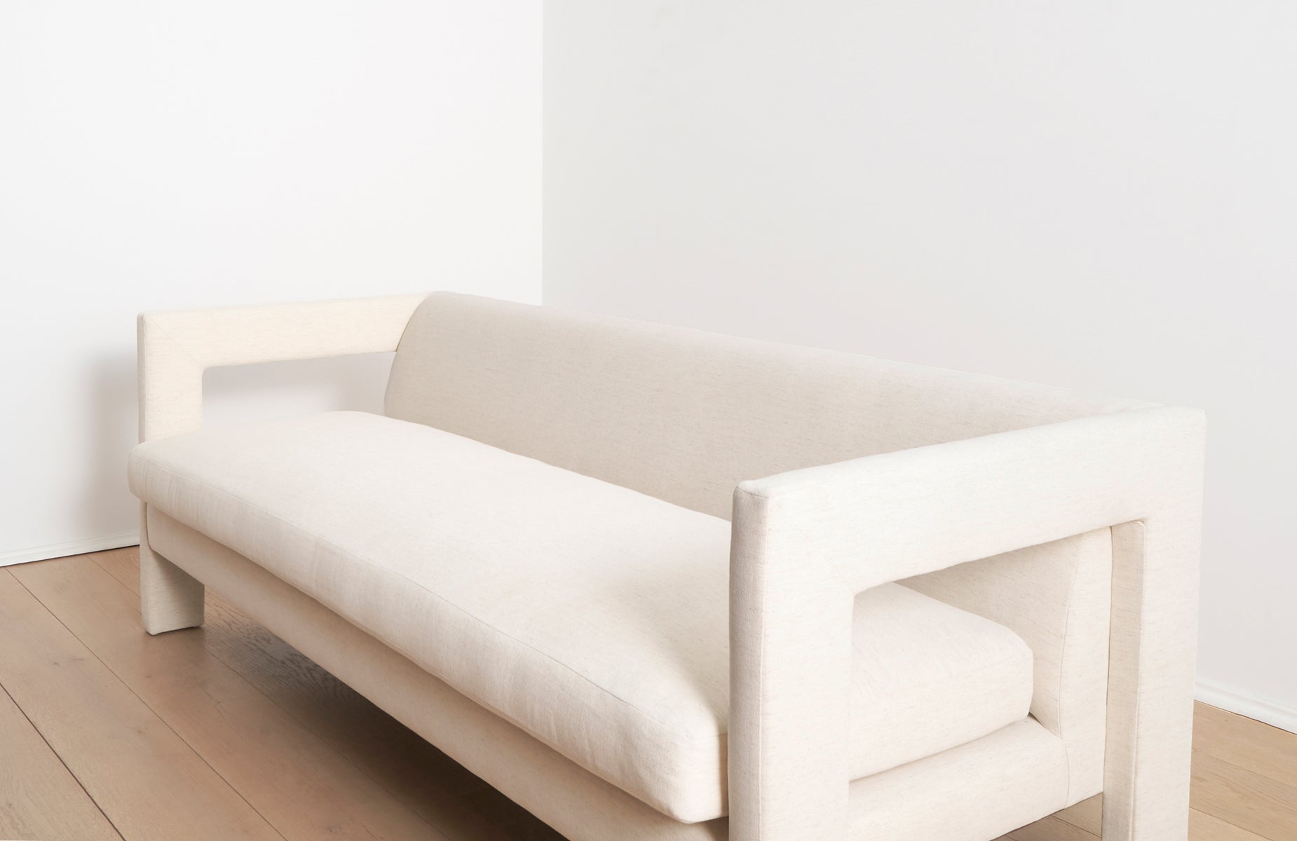 Sofa egg online